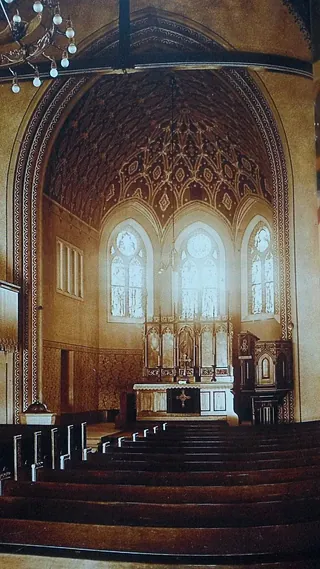 Innenansicht der Königin-Luise-Kirche um 1930